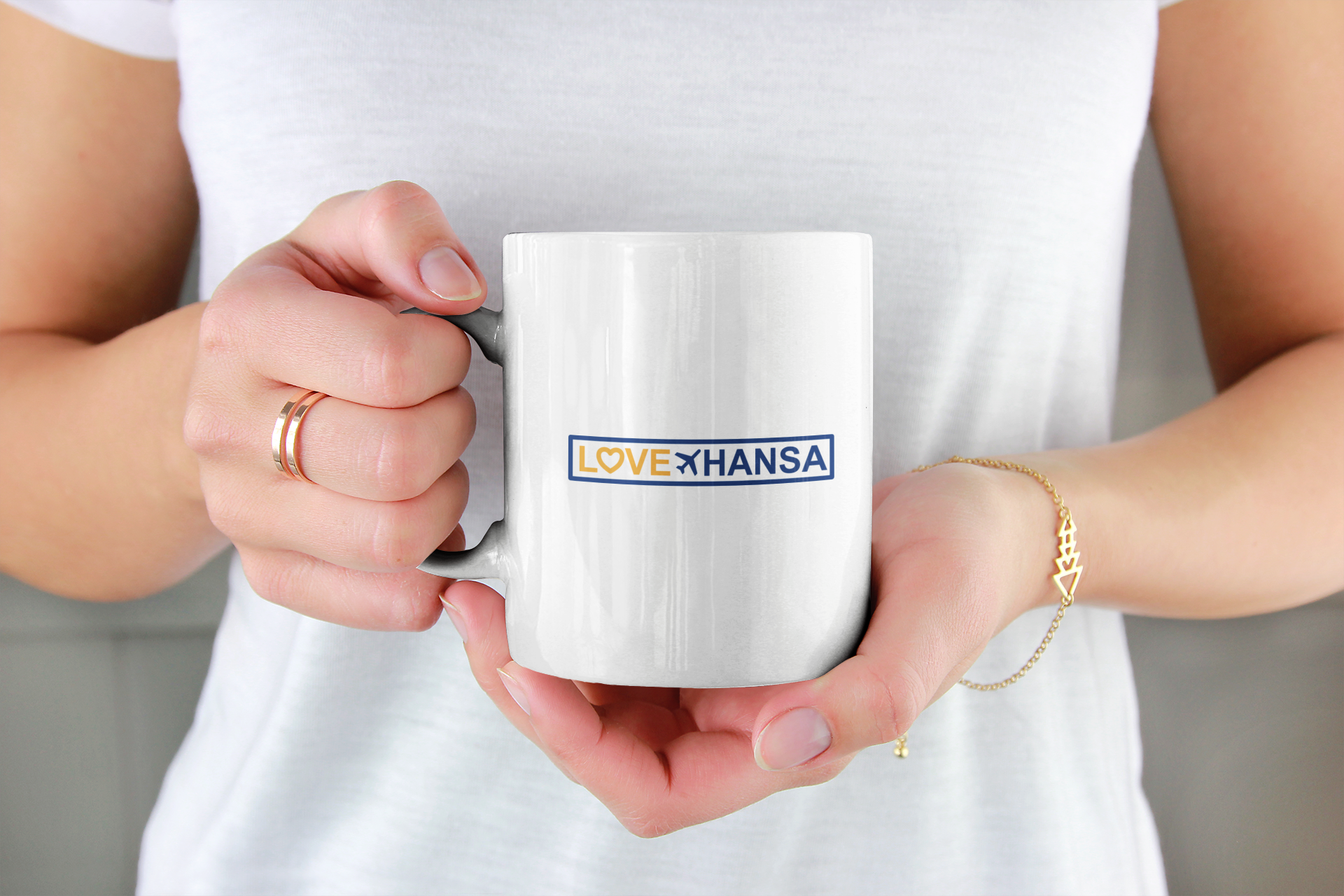 LOVEHANSA MUG