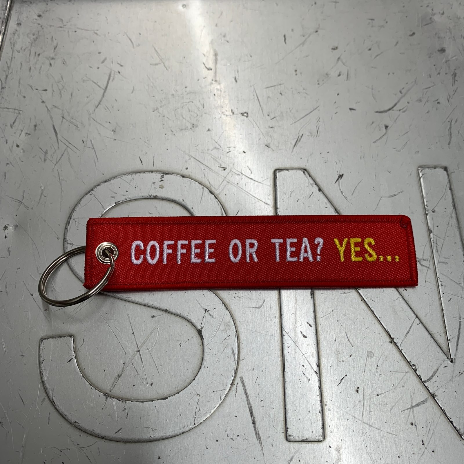 COFFEE OR TEA / CHICKEN OR BEEF Keychain – Ansicht 3 | 25CENTER
